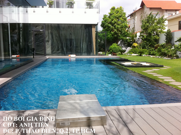 HỒ BƠI GIA ĐÌNH ANH TIẾN